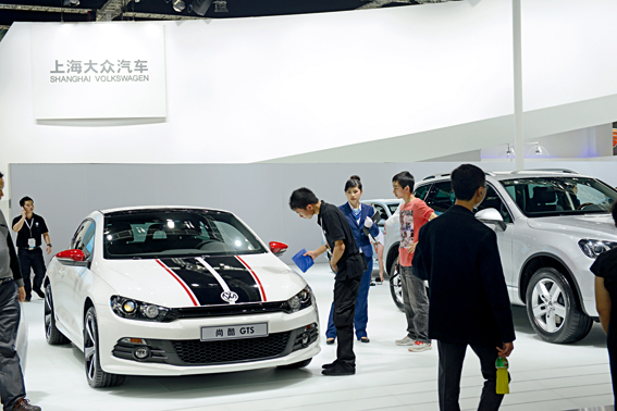 上海大众汽车 01.jpg